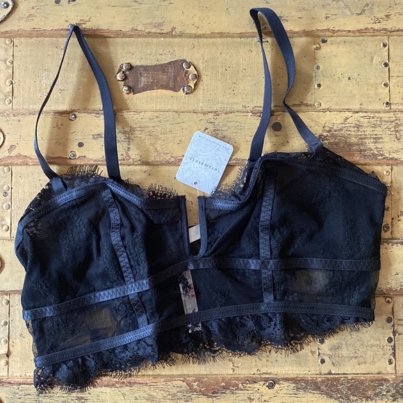 🎉❤️HOST PICK❤️🎉 FREE PEOPLE STRE BOHO ETHEREAL LACE BUSTIER TOP LACE BRA TOP S - Picture 2 of 15